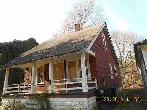 15901 Chapel (7)_m.jpg